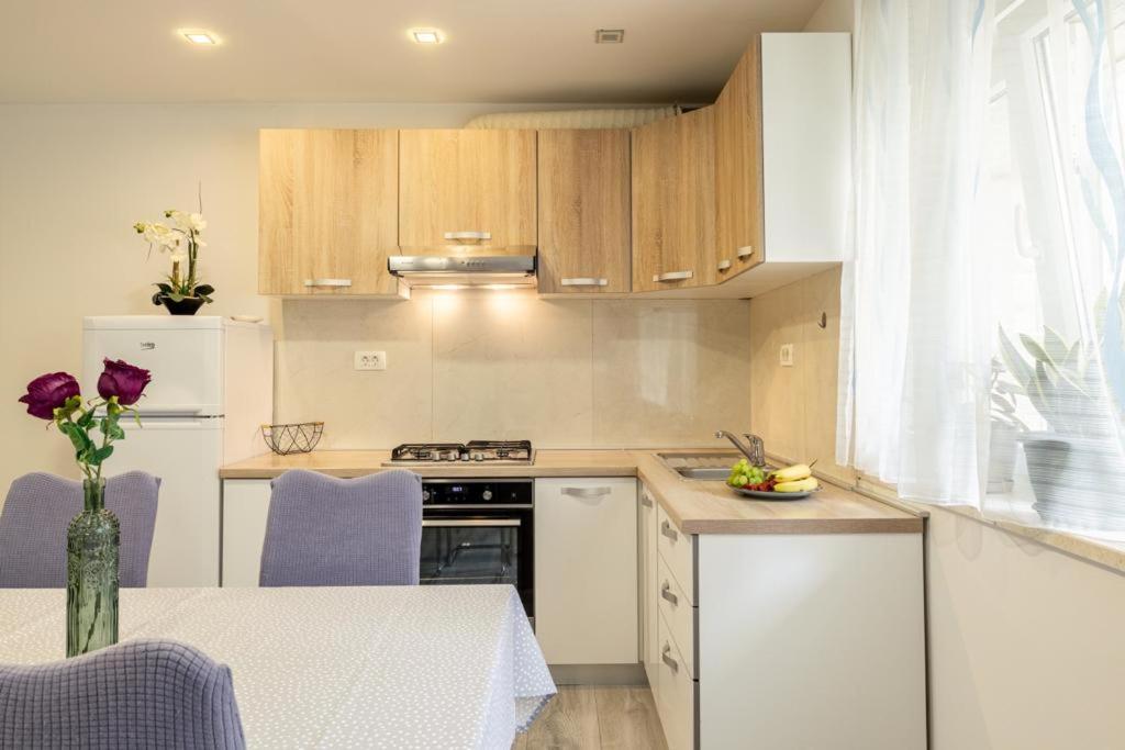 Leilighet Josko - Combine Parking&beach&old Town *